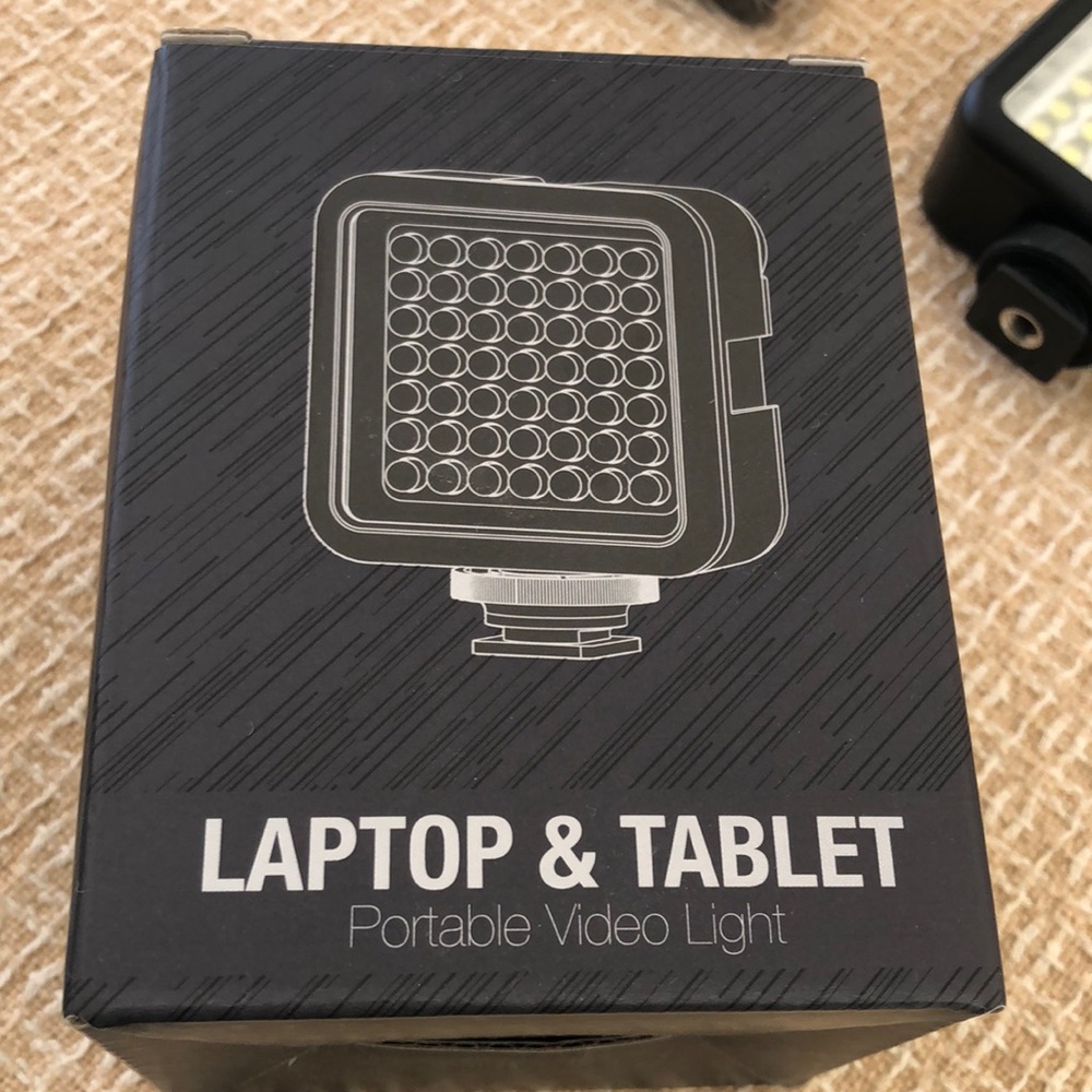 NIB LED Clip on Portable Selfie Light for Laptop & Tablet